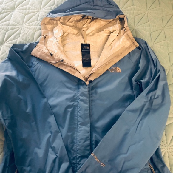 North face rain jacket - Picture 5 of 7